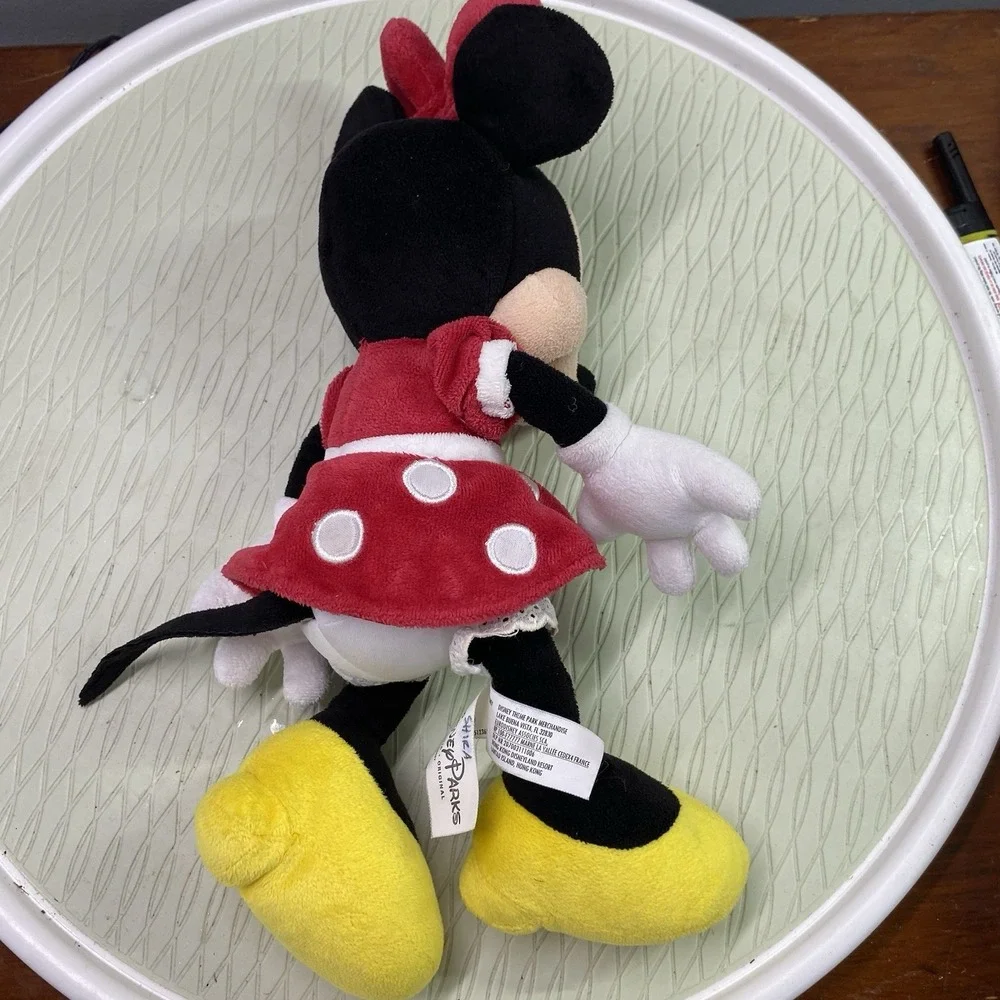 Disney Parks Minnie Mouse 13